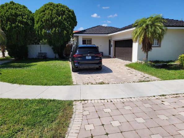14730 SW 142nd St, Miami FL 33196