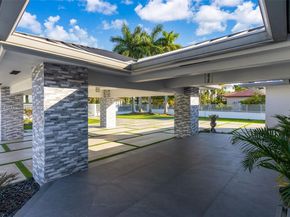 10 SW 124th Ave, Miami FL 33184