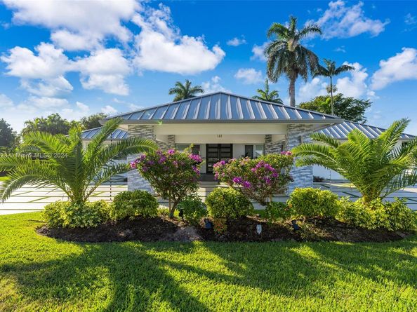 10 SW 124th Ave, Miami FL 33184