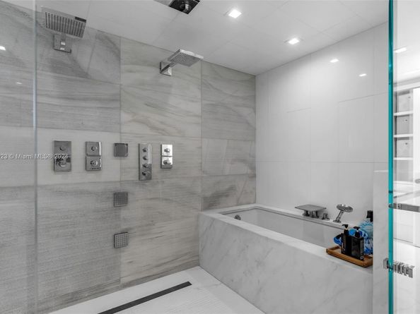 10 SW 124th Ave, Miami FL 33184