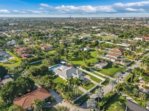 10 SW 124th Ave, Miami FL 33184