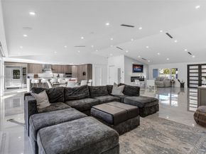 10 SW 124th Ave, Miami FL 33184