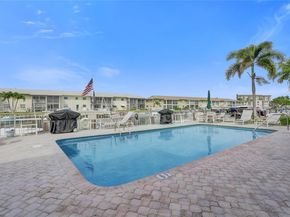 934 SE 9th Ave 17, Pompano Beach FL 33060