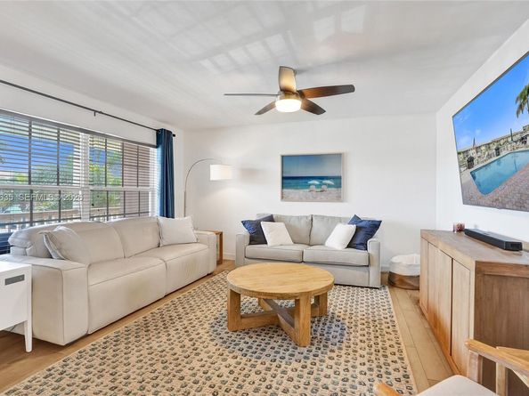 934 SE 9th Ave 17, Pompano Beach FL 33060