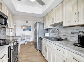 934 SE 9th Ave 17, Pompano Beach FL 33060