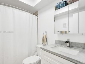 934 SE 9th Ave 17, Pompano Beach FL 33060