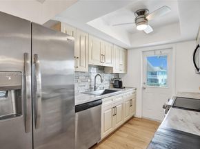 934 SE 9th Ave 17, Pompano Beach FL 33060