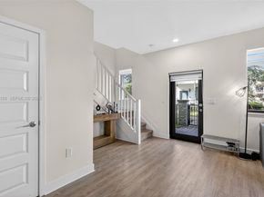 4975 NW 83rd Path, Doral FL 33166