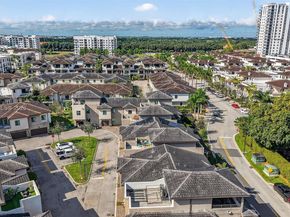 4975 NW 83rd Path, Doral FL 33166