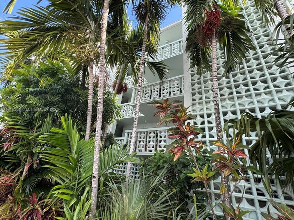 1100 11th St 405, Miami Beach FL 33139