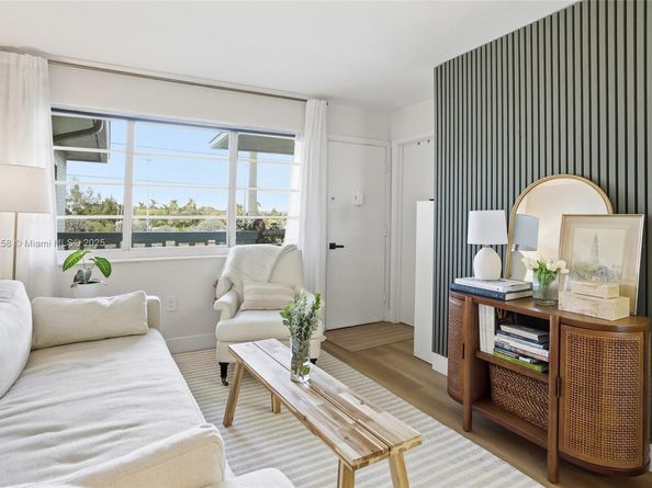 1100 11th St 405, Miami Beach FL 33139