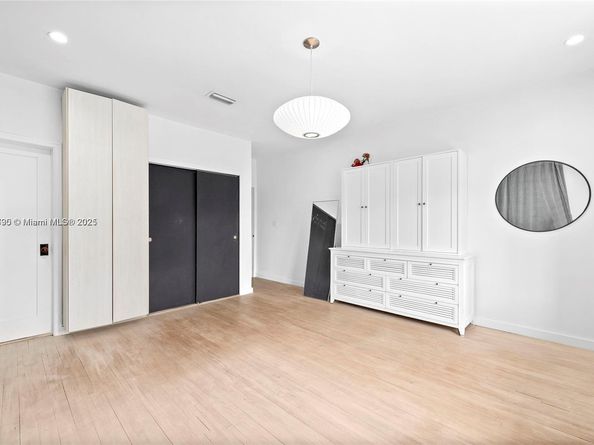 5120 Cherokee Ave, Miami Beach FL 33140
