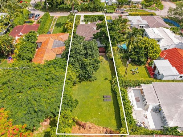 5120 Cherokee Ave, Miami Beach FL 33140
