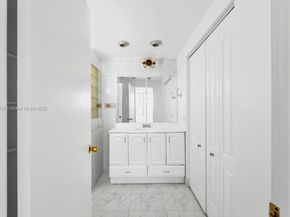 2025 NE 164th St 510, North Miami Beach FL 33162