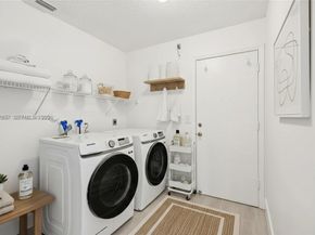 1378 SW 180th Ave, Pembroke Pines FL 33029