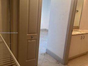 2400 SW 27th Ave 406, Miami FL 33145