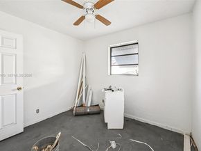 1326 8th St, West Palm Beach FL 33401