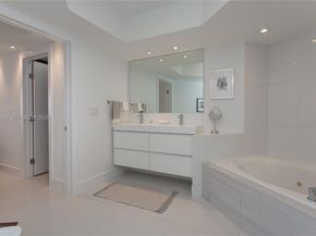 6301 Collins Ave 3006, Miami Beach FL 33141