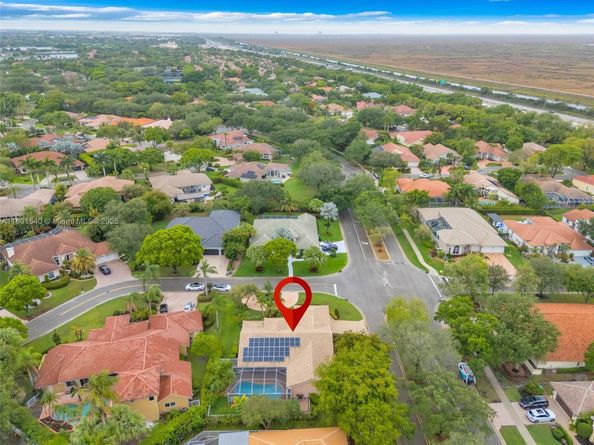 1708 NW 126th Dr, Coral Springs FL 33071
