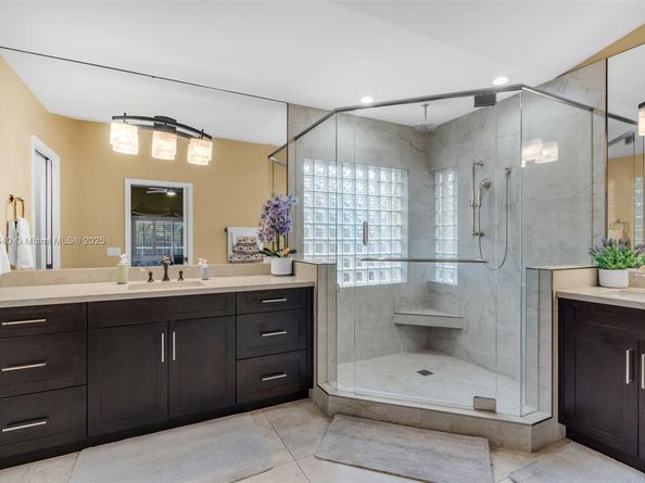 1708 NW 126th Dr, Coral Springs FL 33071