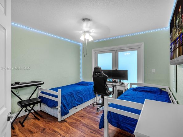 1708 NW 126th Dr, Coral Springs FL 33071