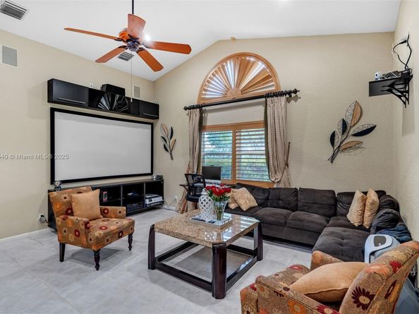 1708 NW 126th Dr, Coral Springs FL 33071