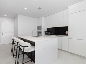 700 NE 24th St 4002, Miami FL 33137