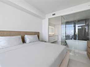 700 NE 24th St 4002, Miami FL 33137