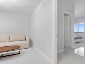700 NE 24th St 4002, Miami FL 33137