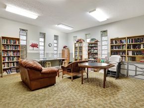 4806 NW 36th St 605, Lauderdale Lakes FL 33319