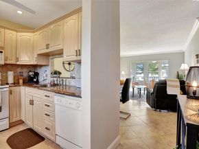 4806 NW 36th St 605, Lauderdale Lakes FL 33319