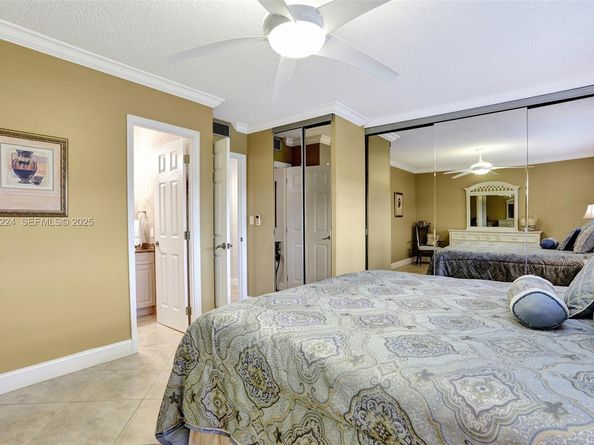 4806 NW 36th St 605, Lauderdale Lakes FL 33319