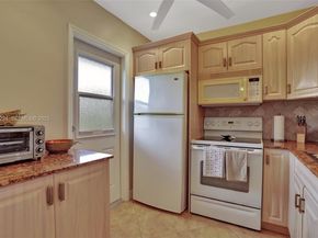 4806 NW 36th St 605, Lauderdale Lakes FL 33319