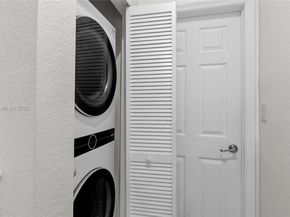 8877 W 35th Ave, Hialeah FL 33018