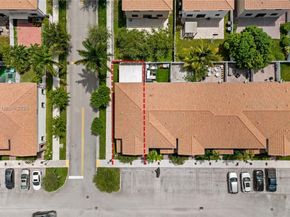 8877 W 35th Ave, Hialeah FL 33018