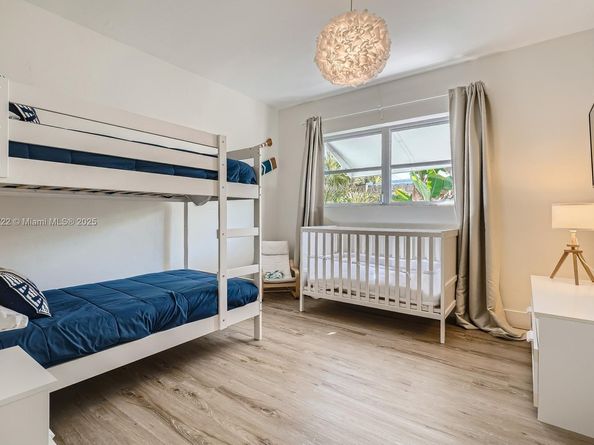 3830 NE 22nd Ter, Lighthouse Point FL 33064