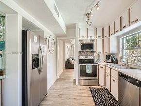 3830 NE 22nd Ter, Lighthouse Point FL 33064