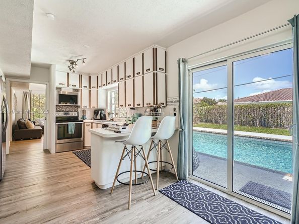 3830 NE 22nd Ter, Lighthouse Point FL 33064