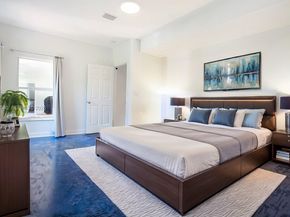 100 SW 26th Rd, Miami FL 33129