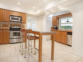 100 SW 26th Rd, Miami FL 33129