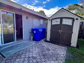 7171 Tam OShanter Blvd, North Lauderdale FL 33068