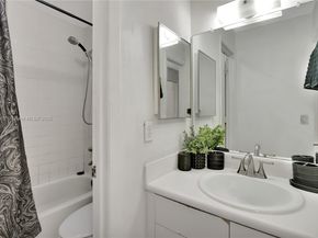 7680 SW 156th Ct B113, Miami FL 33193