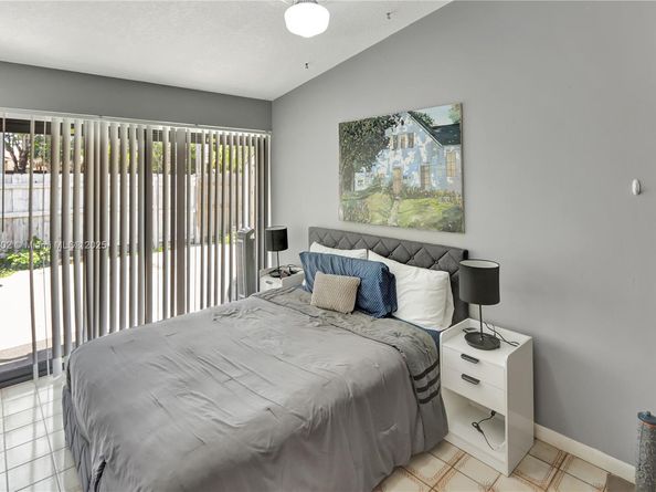 7680 SW 156th Ct B113, Miami FL 33193