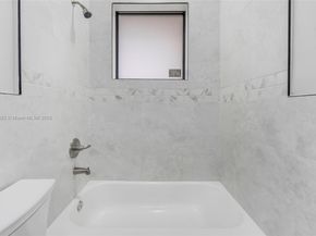 1962 NW 107th St, Miami FL 33167