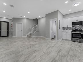 1962 NW 107th St, Miami FL 33167