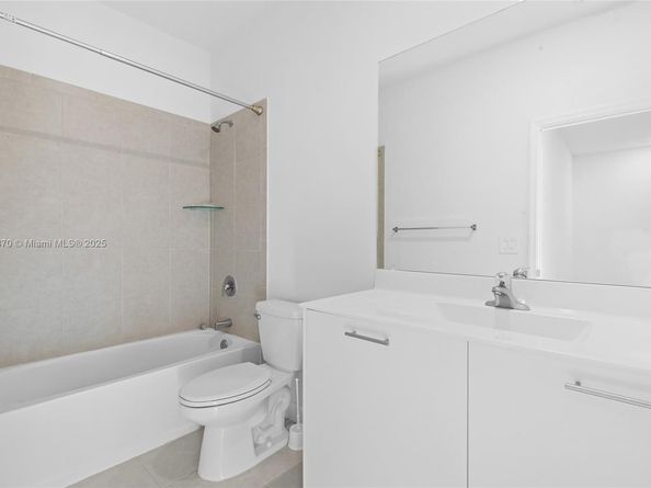 12428 NW 23rd Ct, Miami FL 33167