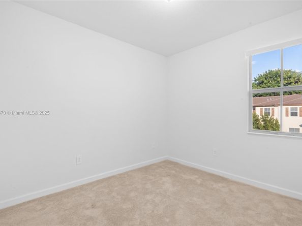 12428 NW 23rd Ct, Miami FL 33167