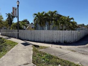 3700 SW 56TH Ave, West Park FL 33023