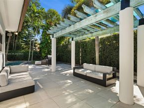 5055 N Bay Rd, Miami Beach FL 33140