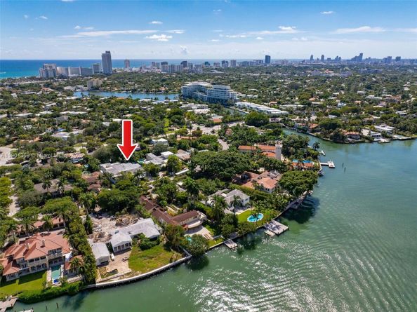 5055 N Bay Rd, Miami Beach FL 33140